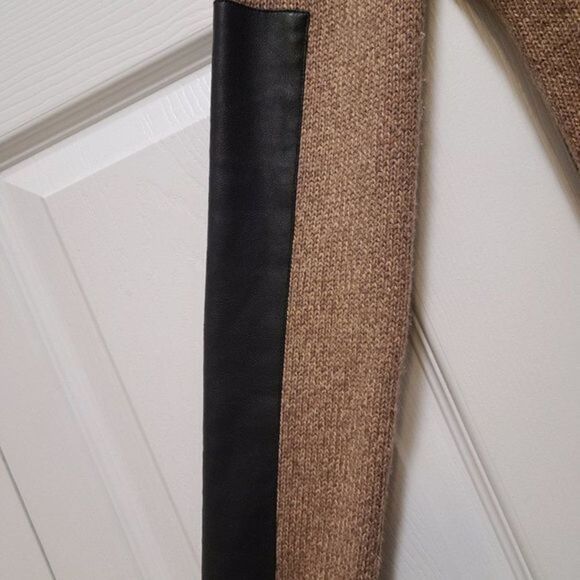 BCBGMaxazria Cropped Sweater‎ Jacket - Picture 5 of 11